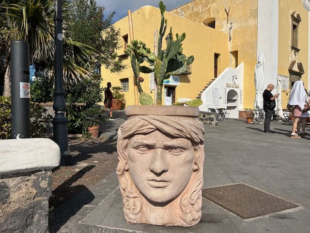 Salina, rijke natuur op eiland bij Sicilië 4 IMG 8731