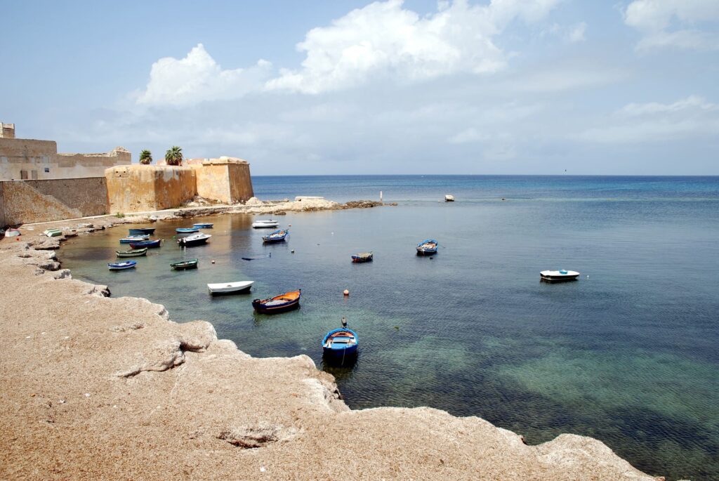 Trapani - vissersbootjes - sicilie