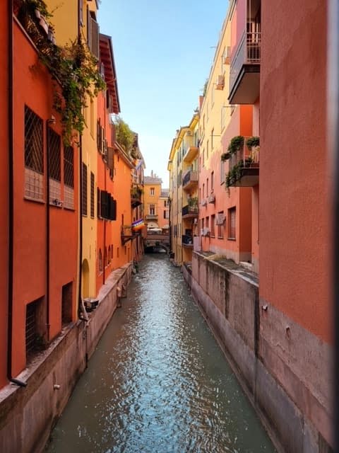 Bologna - middeleeuwse grachten