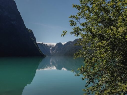 Oldedalen - Nordfjord - Oldevatnet meer - Noorwegen