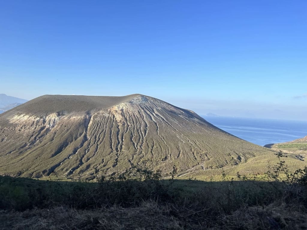 Vulcano - krater van boven