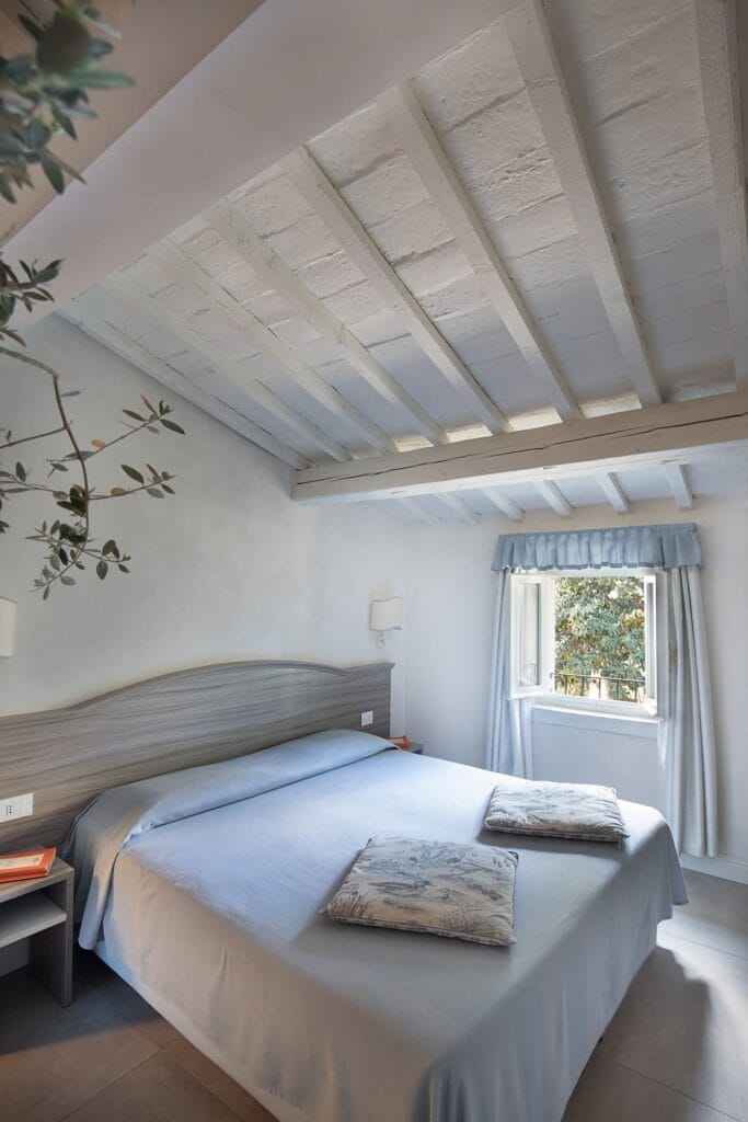 Mooiste autoroutes Toscane: 6 routes + kaart 2 Fattoria di Maiano - kamer schuin dak