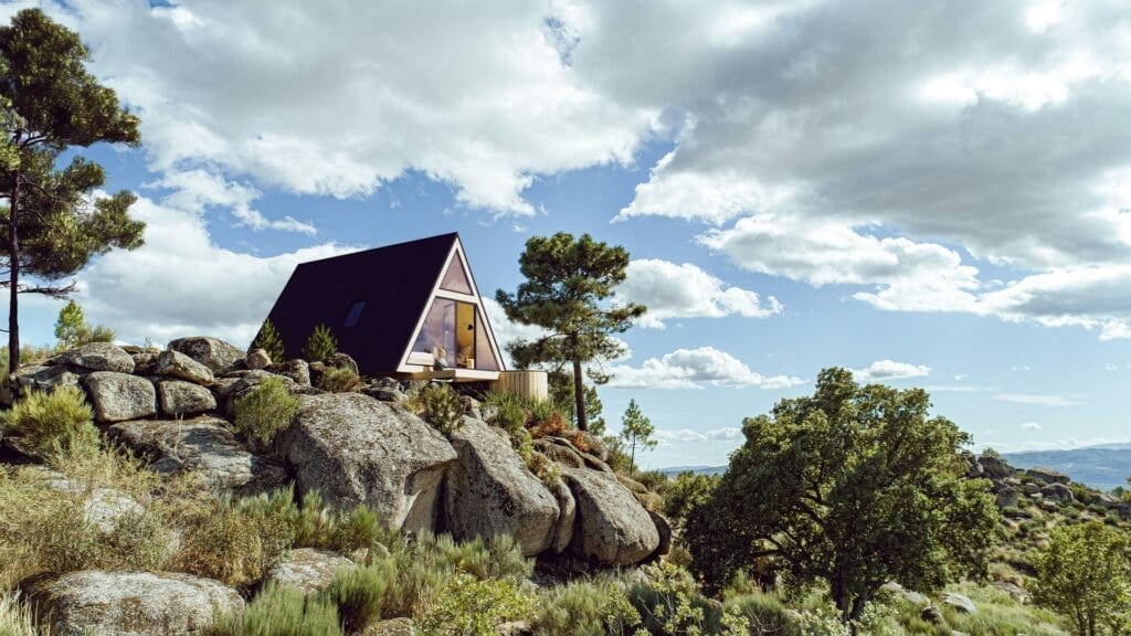 TheVagar - mountainshelter - view
