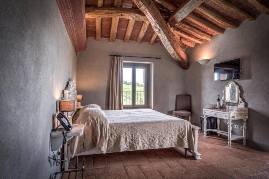 Cascina Faletta - slaapkamer met uitzicht