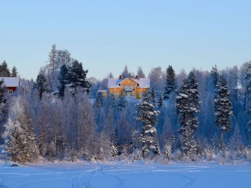 Kronlund Kursgard - gele villa - restaurant