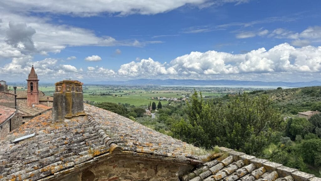 Paciano - uitzicht trasimenomeer