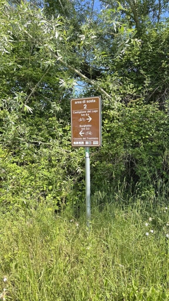 Trasimenomeer - bordje fietspad om meer