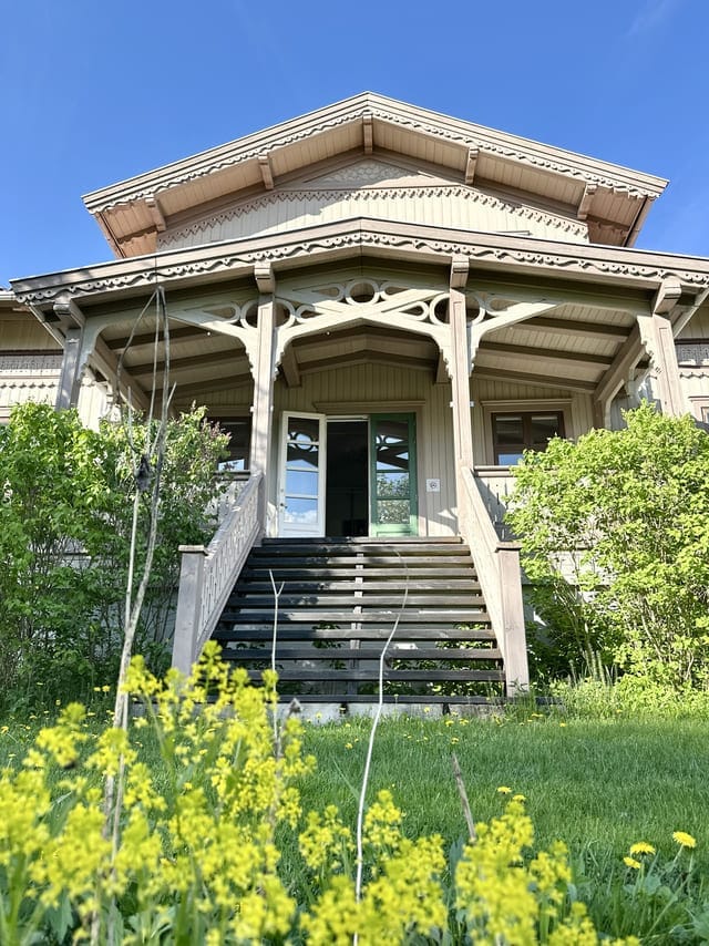 De villa waarin het vrouwemuseum in Kongvinger is gevestigd.  www.kvinnemuseet.no.