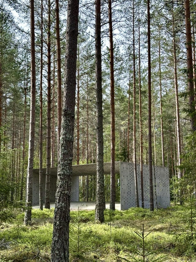 Bos en kunstzinnige architectuur. The Plus van Vestre in Magnor Noorwegen. 