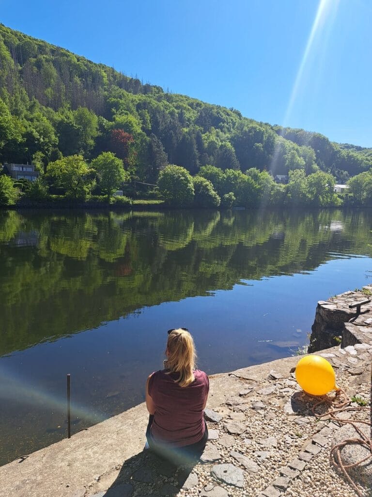 Packraften - Eifel uitzicht rivier