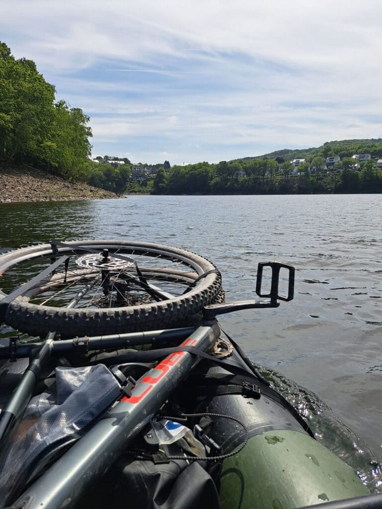 Packraften - fiets op raft