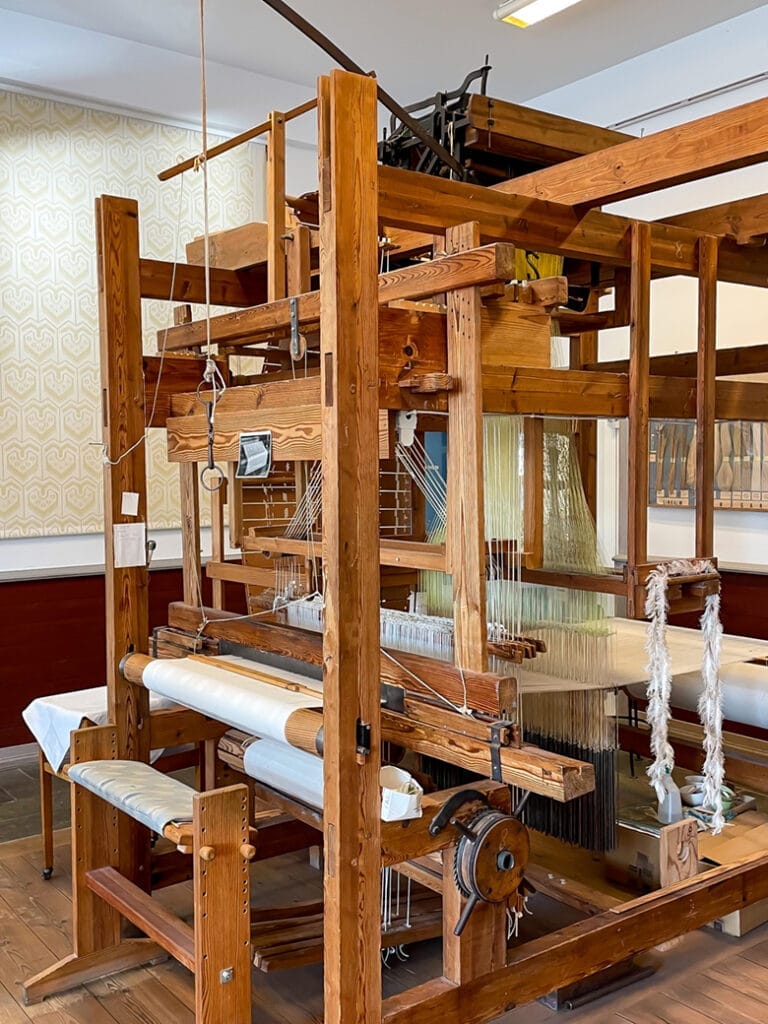 Weefgetouw van Klässbol linnen fabriek. 