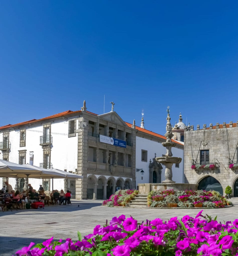 Viana do Castelo - plein met bloemen