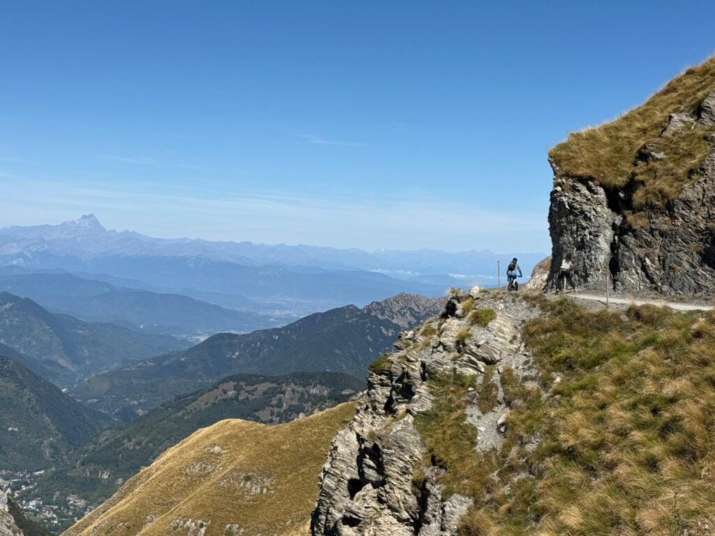 De Alpen bij Cuneo ontdekken op de Via del Sale 1 Fietser op de upper salt road