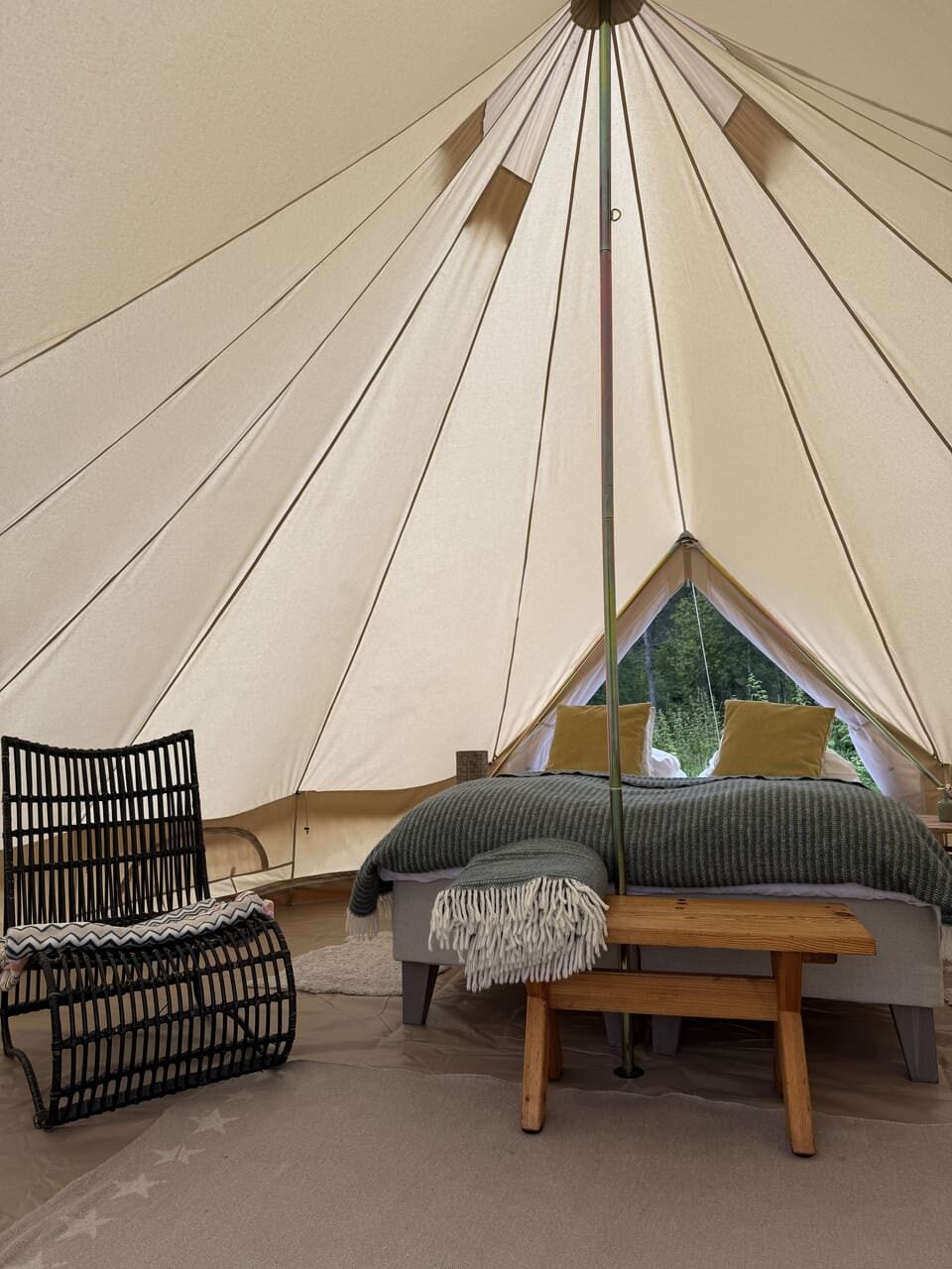 Meretes garden - 2-persoonsbed in tent