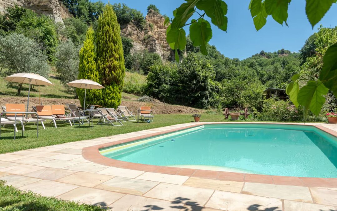 Cascina Gretaio - zwembd en balze op achtergrond