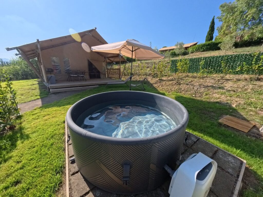 Tenuta San Pierino - tent Mandorle - jacuzzi