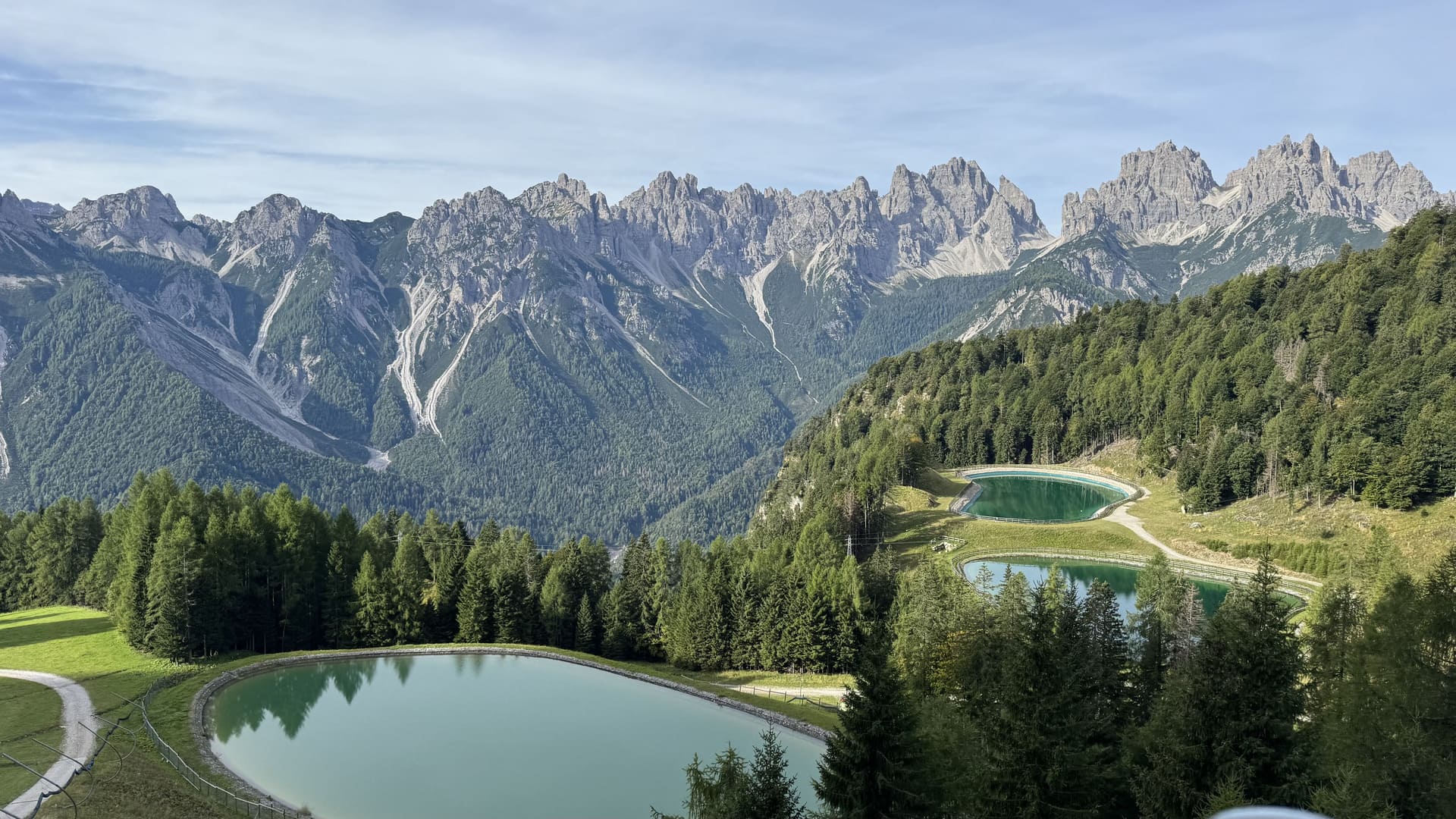 Friuli - Forni di Sopra Friuli - Forni di Sopra - waterbassins en bergtoppen