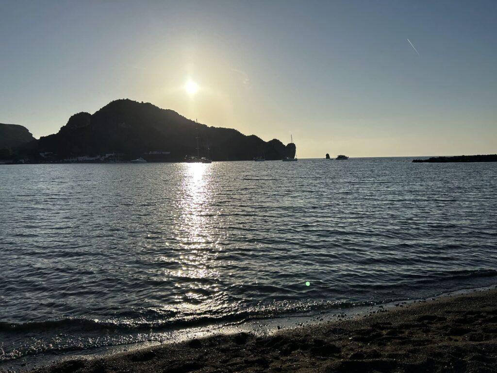 Vulcano - zwart strand