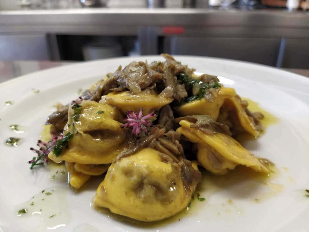 Le Marche, wandelen tussen zee, heuvels en bergen 9 Le Marche - pasta funghi