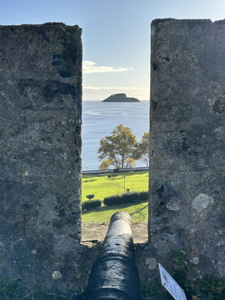 3 kanon Fortaleza de Sao Joao Baptista Terceira