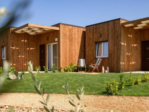 stella-del-rio-buingalows