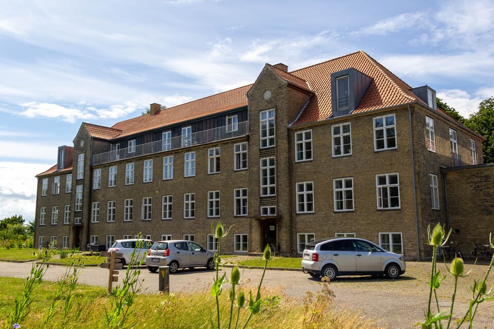 Avno Oasis: voorzijde gebouw