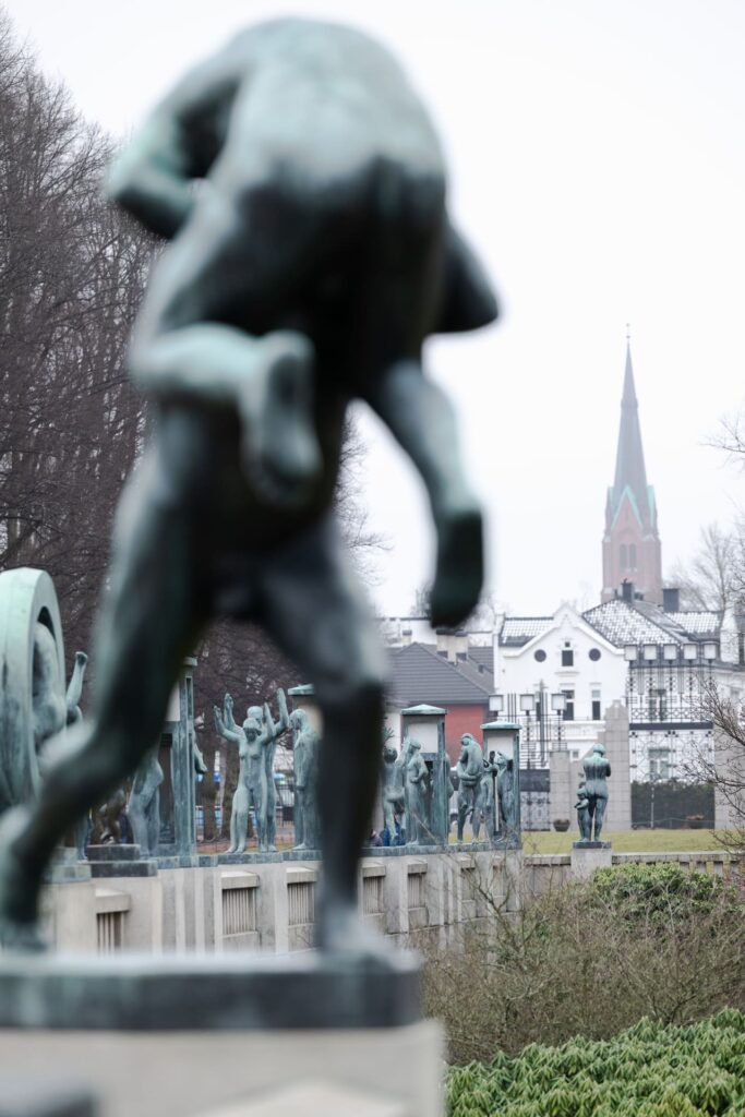 Rondreis Midden Noorwegen: 7-daagse winter rondreis 4 Oslo - Vigelandsanlegget - gustav vigeland