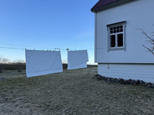 Villa Lofoten - farmhouse - witte was