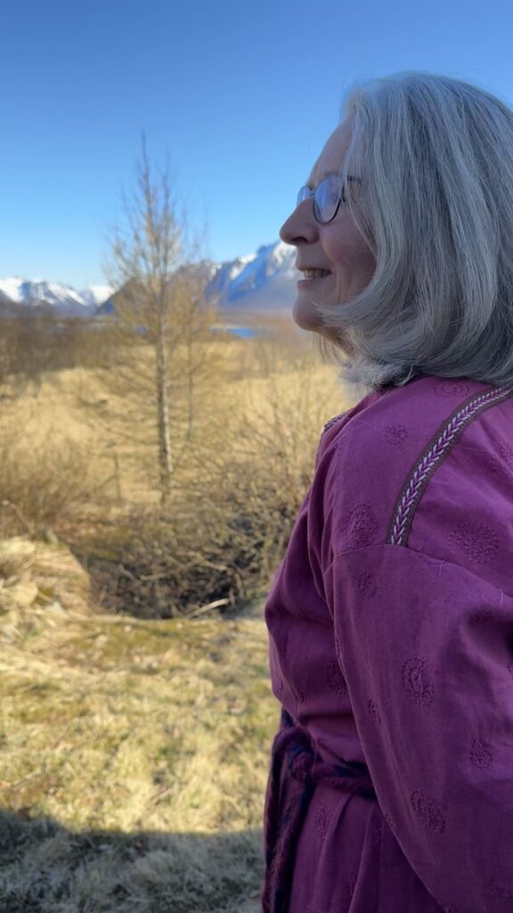 Martha Haugen Gard - maya in sami jurk