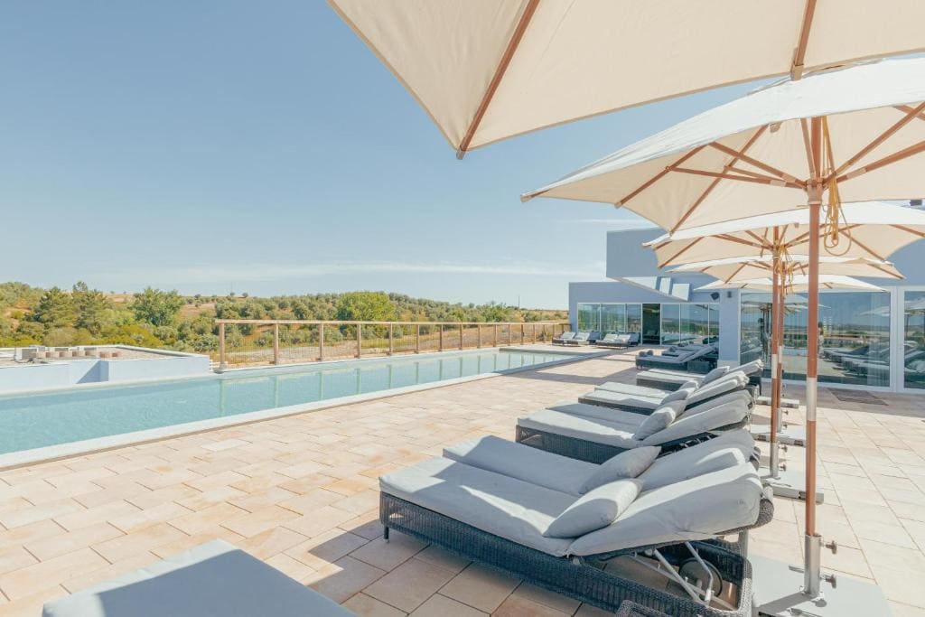 Sleep & Nature - ligbedden bij zwembad