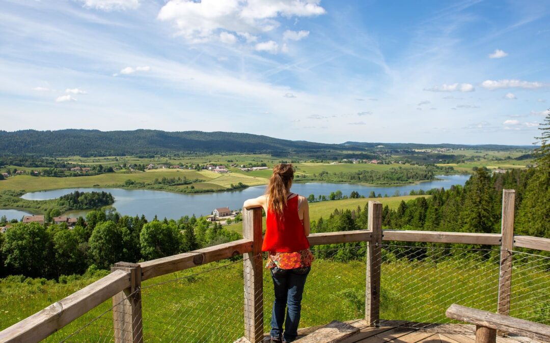 haut jura - uitzicht meer - salome robin - jura tourisme