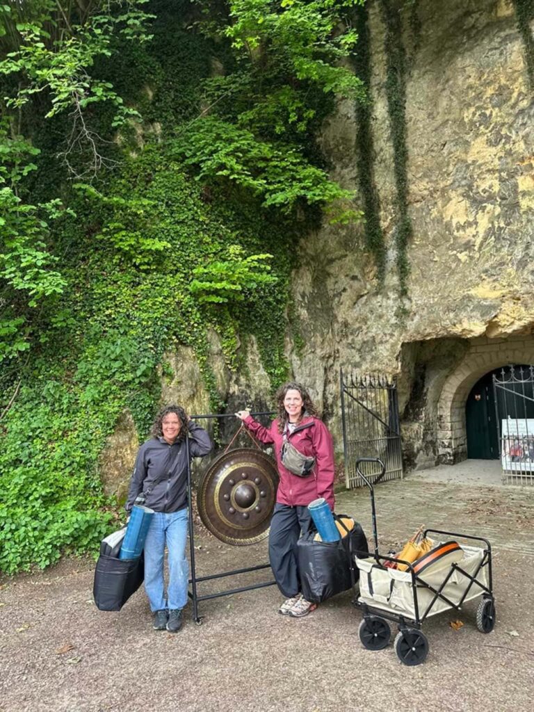 Zuid-Limburg anders: duurzaam op reis door het heuvelland 29 Klankschalen voor mergel grot in Valkenburg