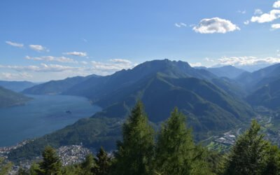Ticino, het zuiden van Zwitserland, waar de bergen Italiaans spreken