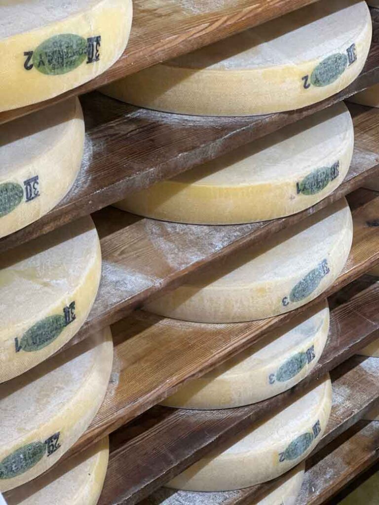 Jura: waar kalksteen, kaas en kunst samenkomen 2 NTL Mieke Tacken 20 6 26 09 13 29