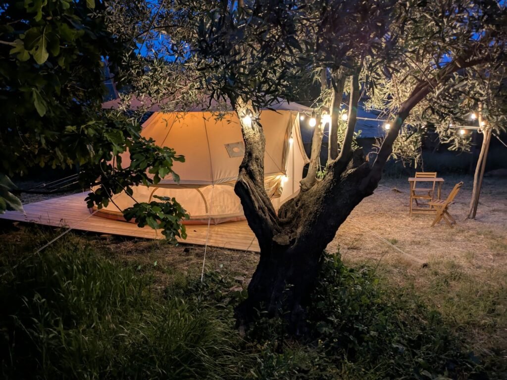 I giardini del caramante - glampingtent - avond buiten