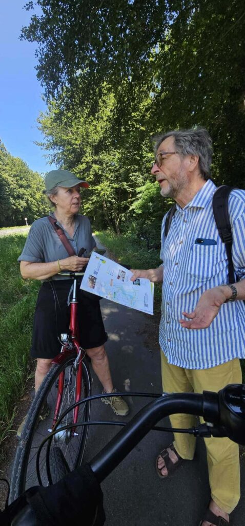 Wolfenbuttel - madelon met gids in gesprek