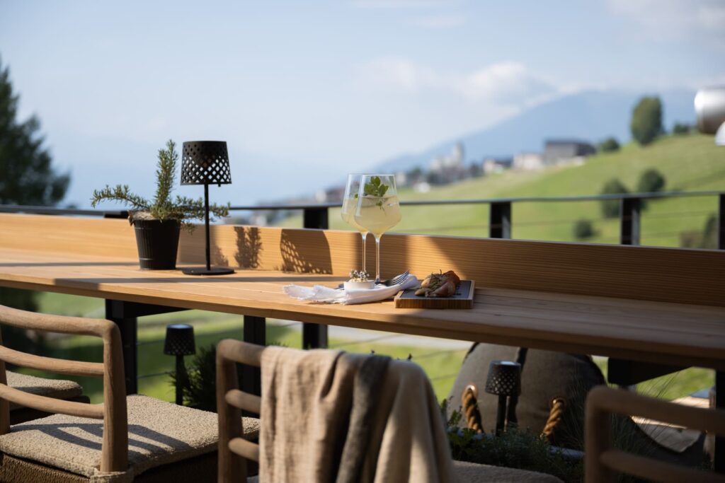 Biohotel Gitschberg - Wine on the Outdoor Terrace