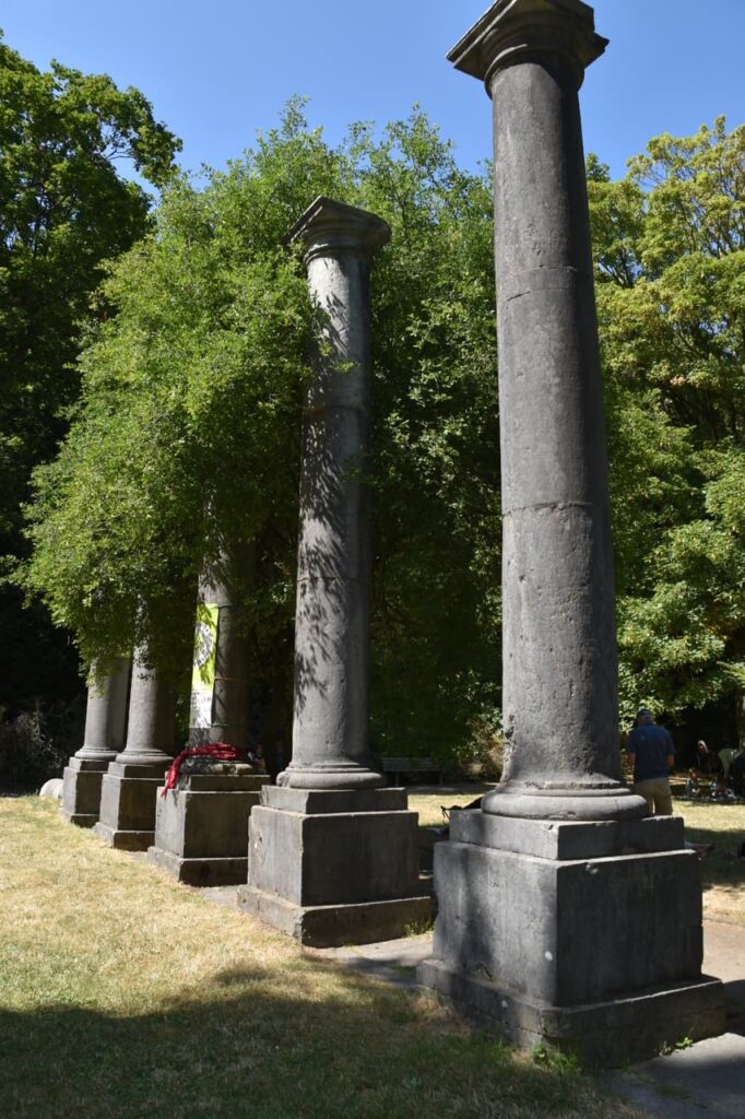Groen Aken: citytrip met bos, biotuin en Karel de Grote 3 Aken - lousberg - pilaren