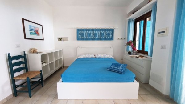 I Liberotti - Sardinie - kamer Ginepro bed