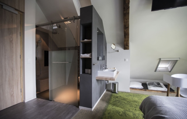 Erfgoed bossem - boerderijkamer - douche