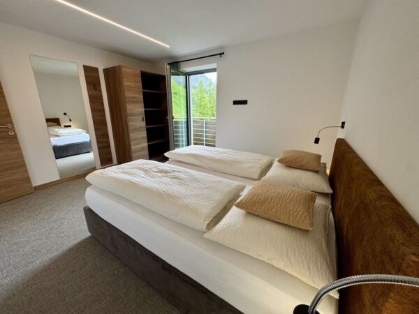 Nature House - Brennero - slaapkamer met balkon