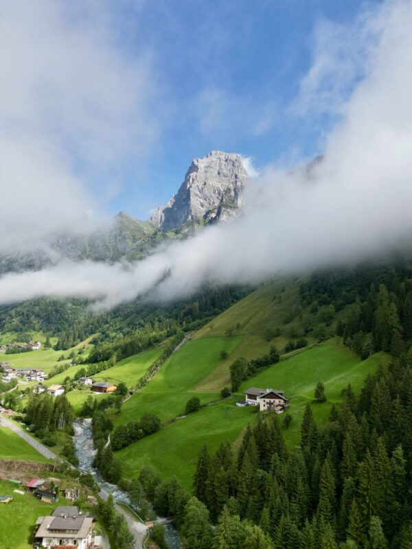 Nature House - pflerschtal in wolken